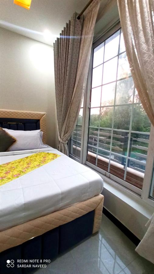 Luxury Triple Room