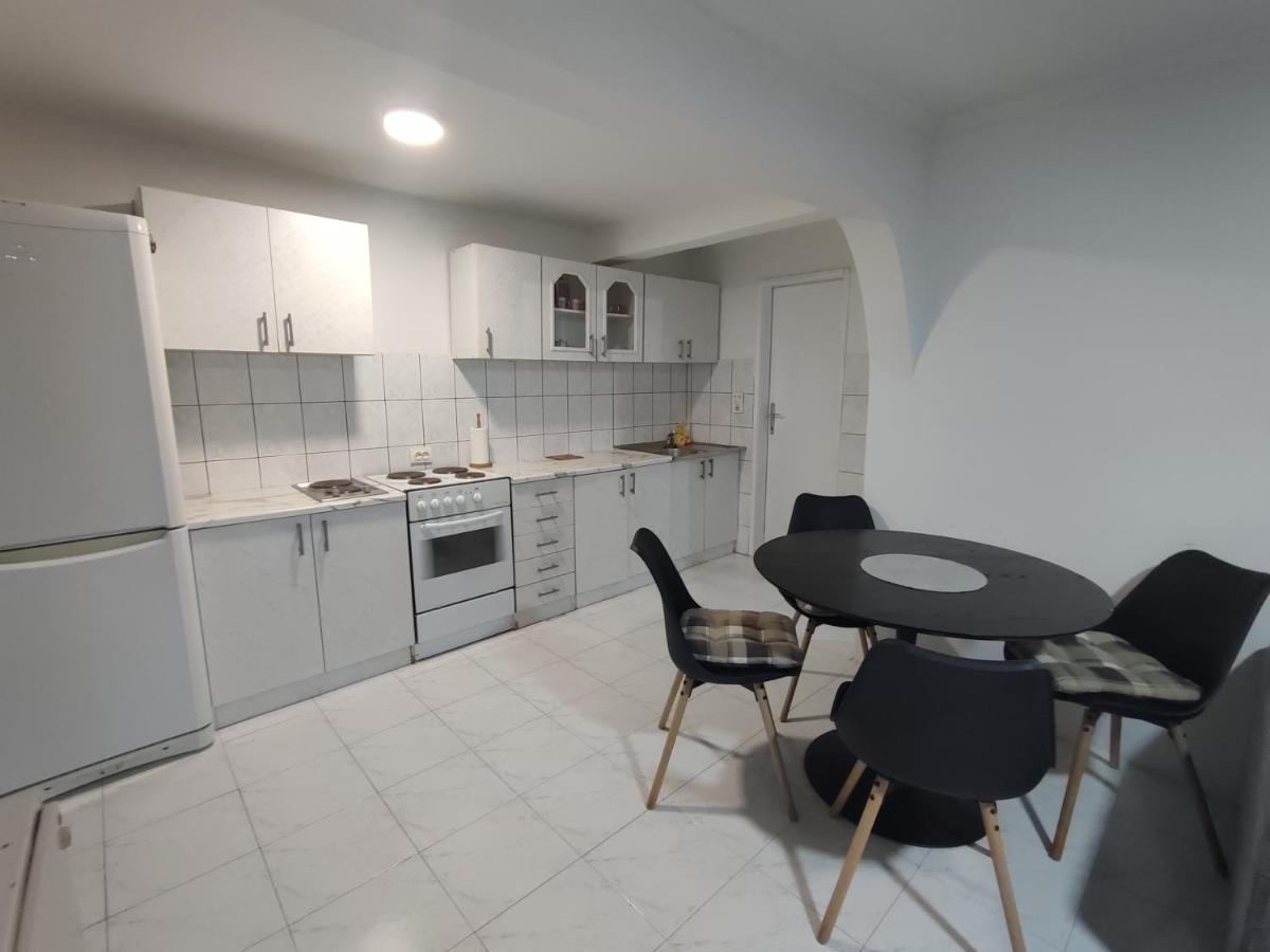 Esma - Bed and Breakfast