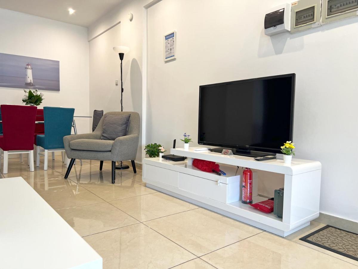 Albert's Apartment Center 21 - B&B