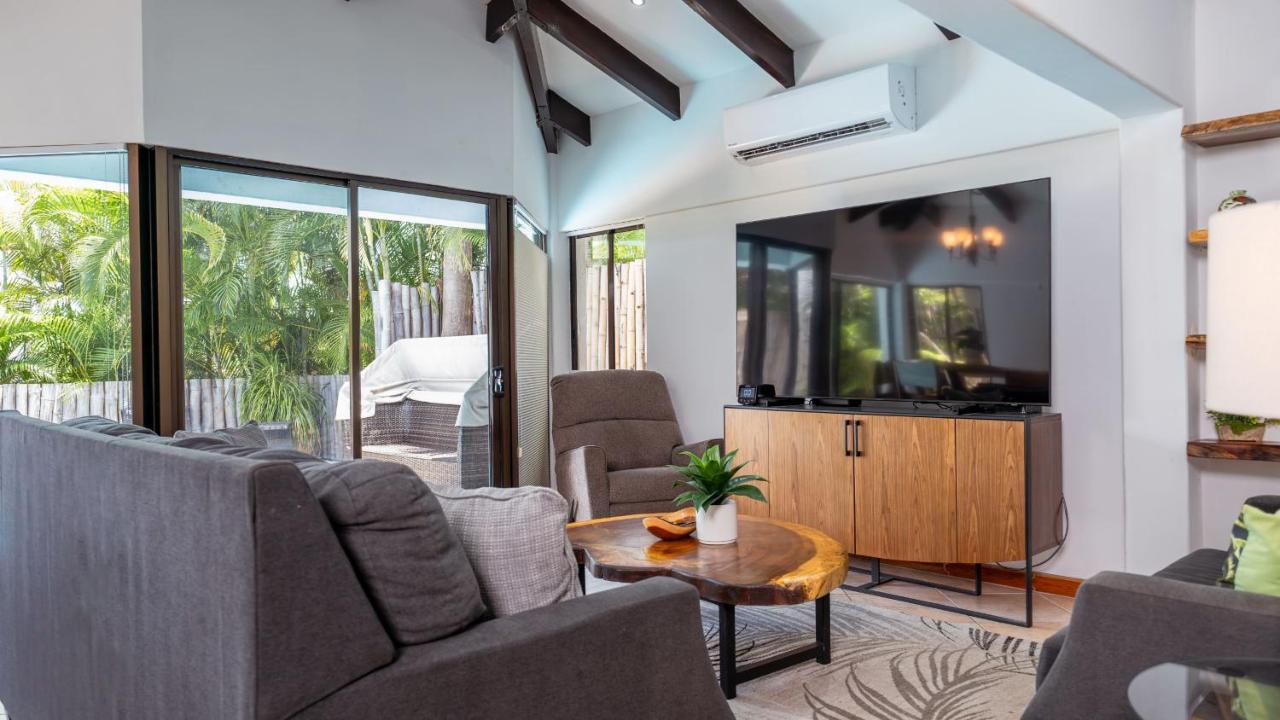 Villas Sol 29 Gorgeous Villa With Private Pool - B&B Playa Hermosa
