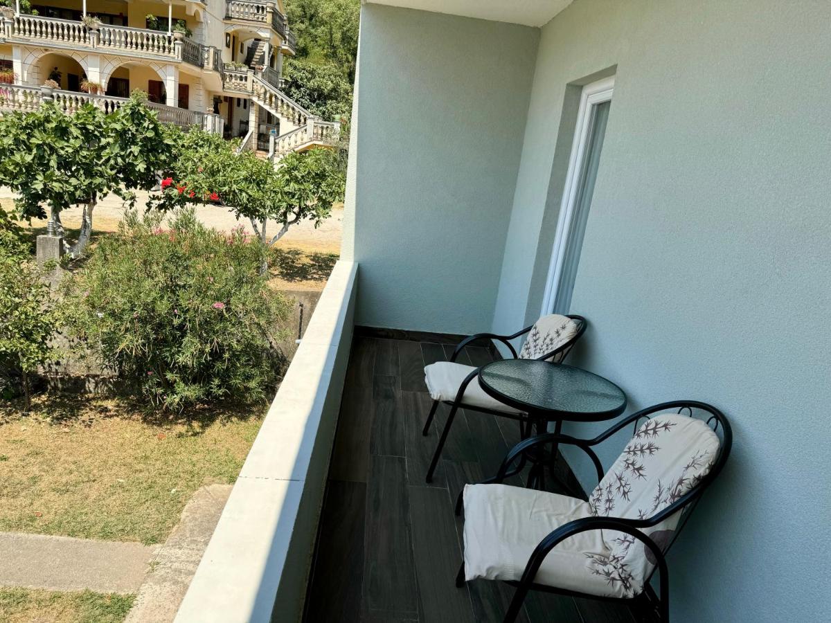 Apartmani Asovic - Bed and Breakfast