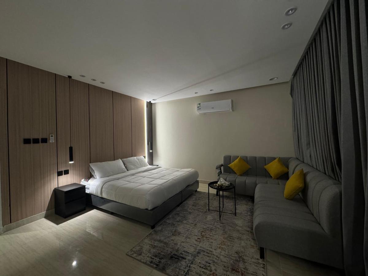 LUSSO Studio 2 - استوديو لوسـو الفندقي - B&B
