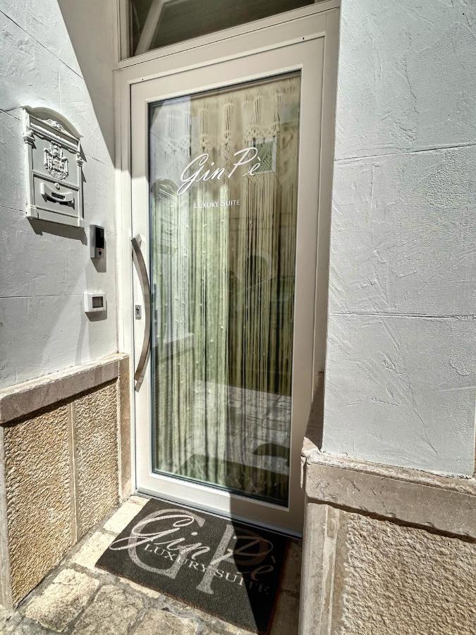 GinPé Luxury Suite - Ferienwohnung Monopoli