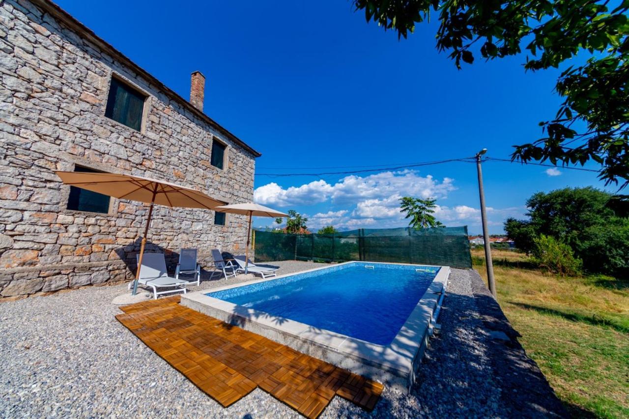 Villa Jakov - Ferienwohnung Podgorica
