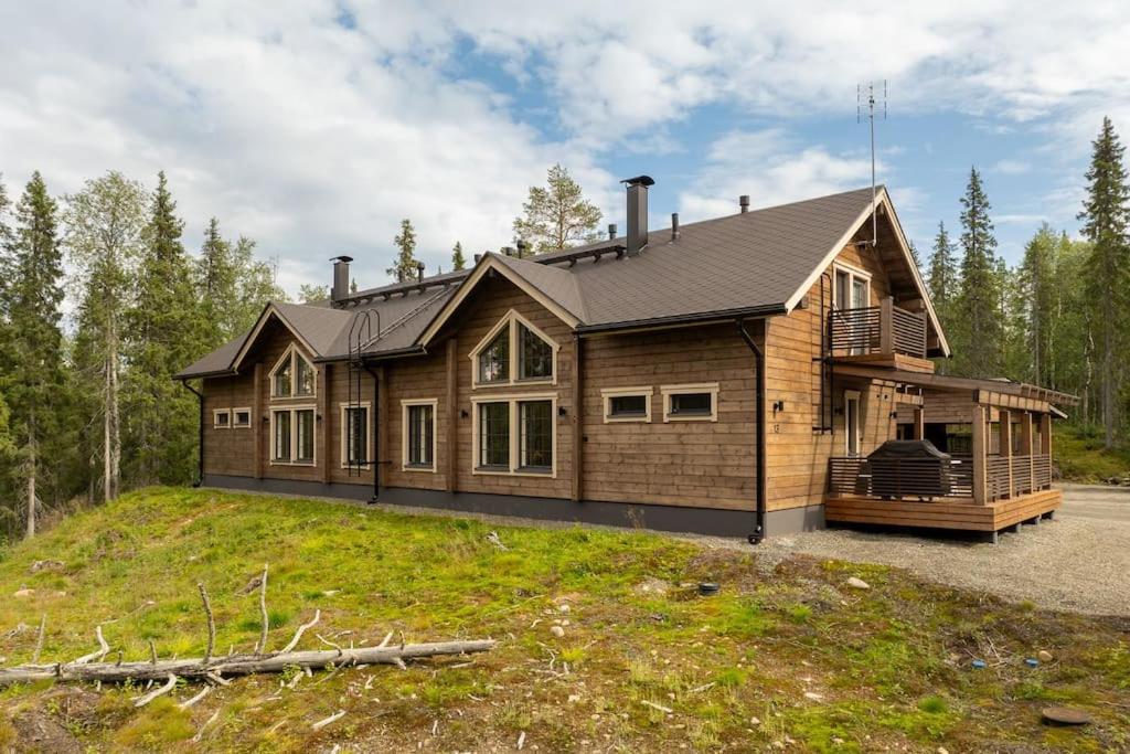 Kurjenkenkä by HiYlläs - Bed and Breakfast
