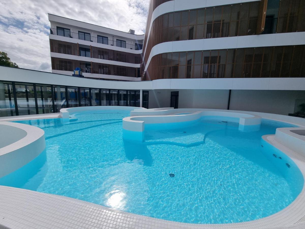 Baltic Waves Resort baseny bawialnia siłownia garaż w cenie - B&B Międzyzdroje