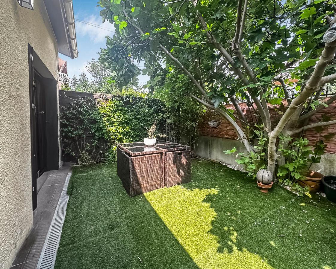 La Maison des Saisons - Paris - La Défense ARENA - B&B Carrières-sur-Seine