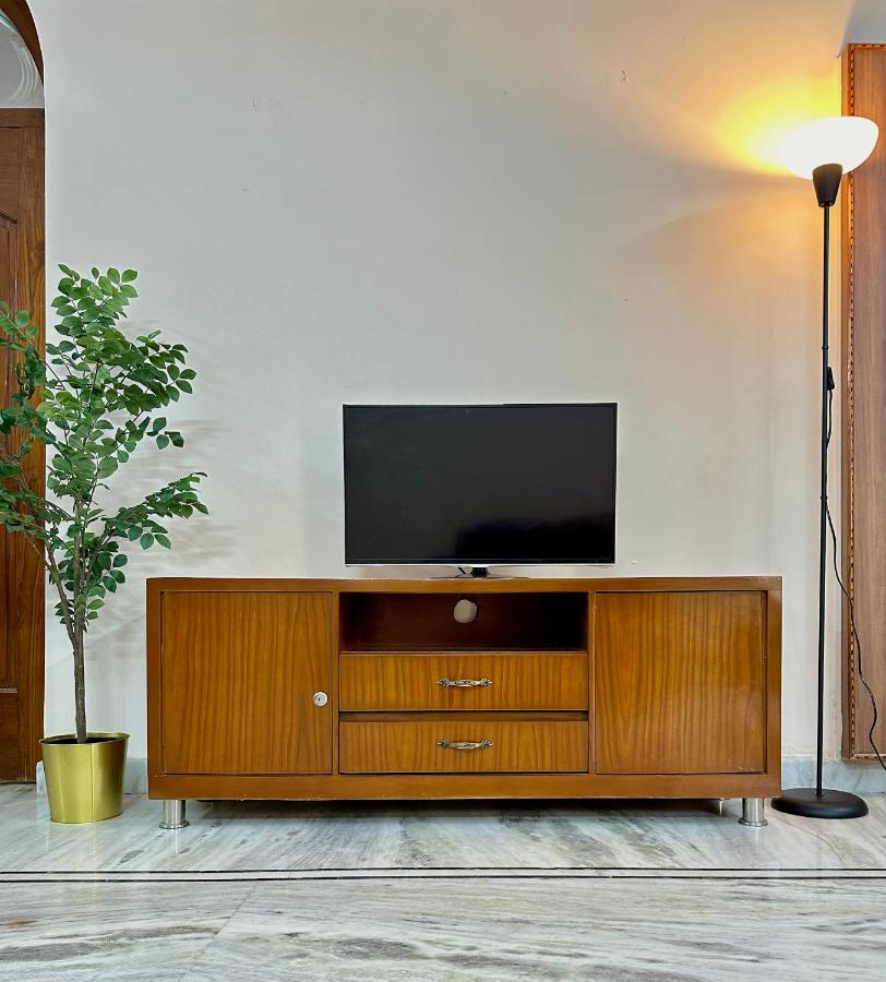 Upscale 2BHK IN DOWNTOWN HYDERABAD - B&B