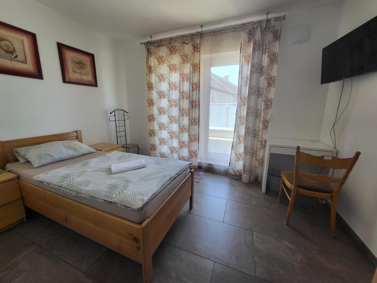 Single Room with Terrace