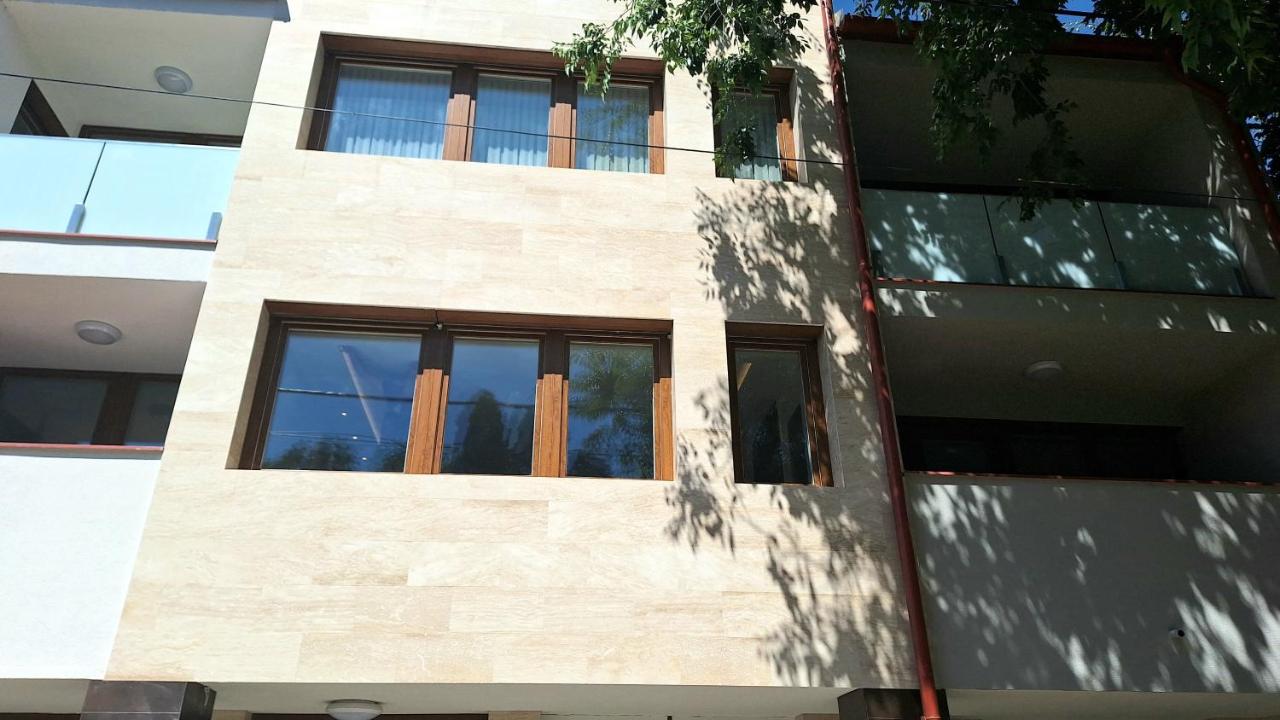 Szeged Starlight Yellow - B&B