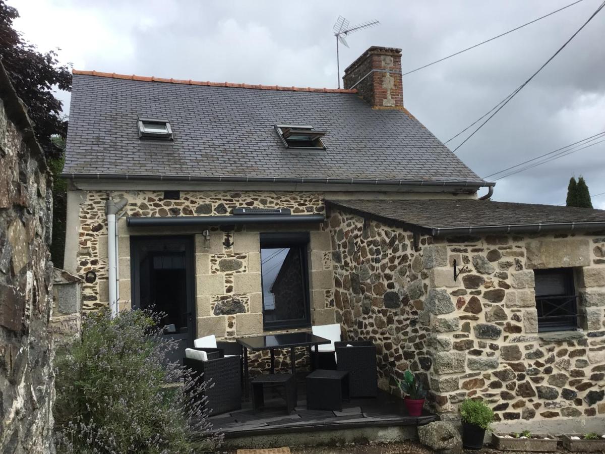 Maison en pierre à la campagne proche de la mer - Ferienwohnung