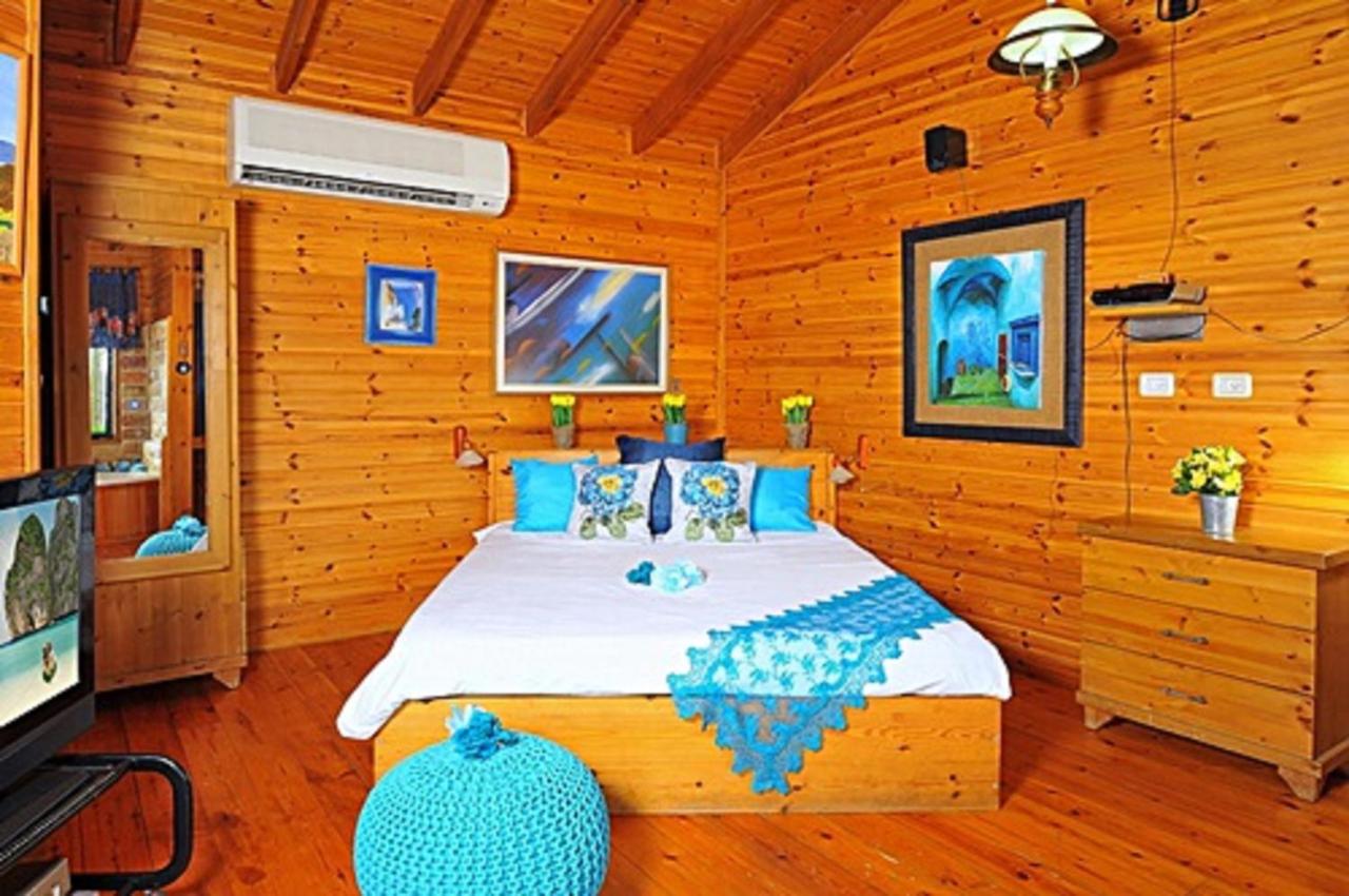 Deluxe Family Suite