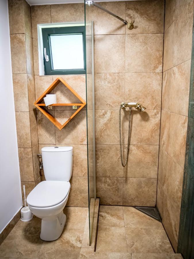 Cununa Văilor - B&B