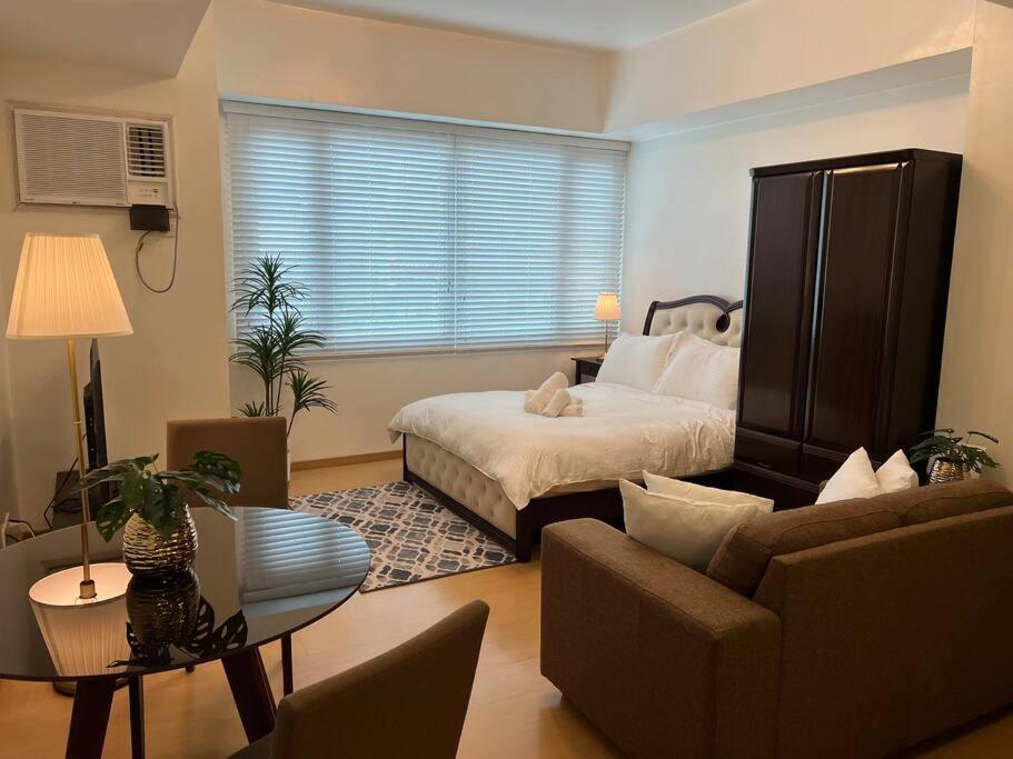 Contemporary Studio at Avant BGC - B&B