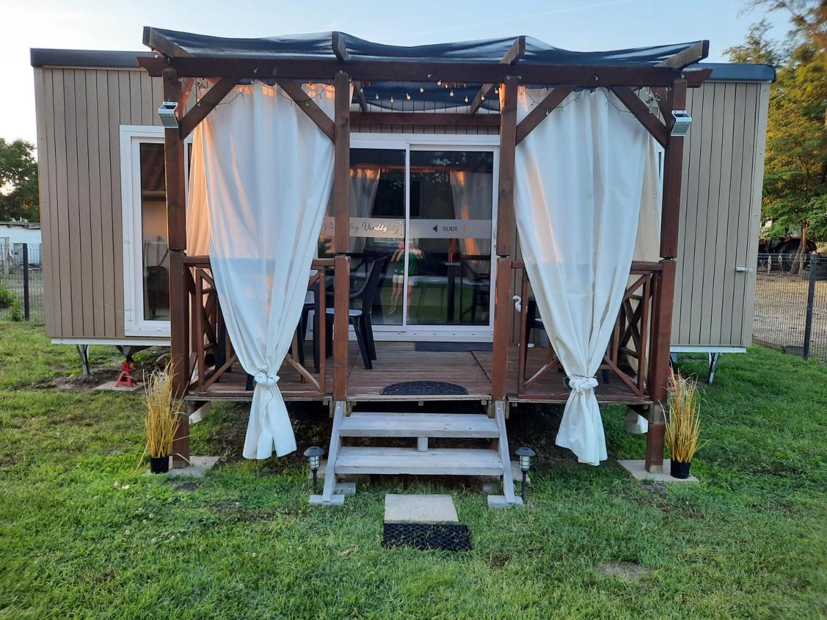 Kiscsillag Vendégház - B&B