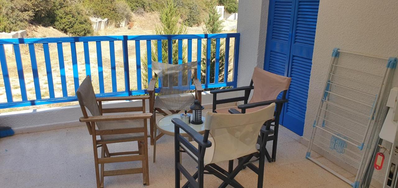 G&E Latchi Harbour View - Bed and Breakfast