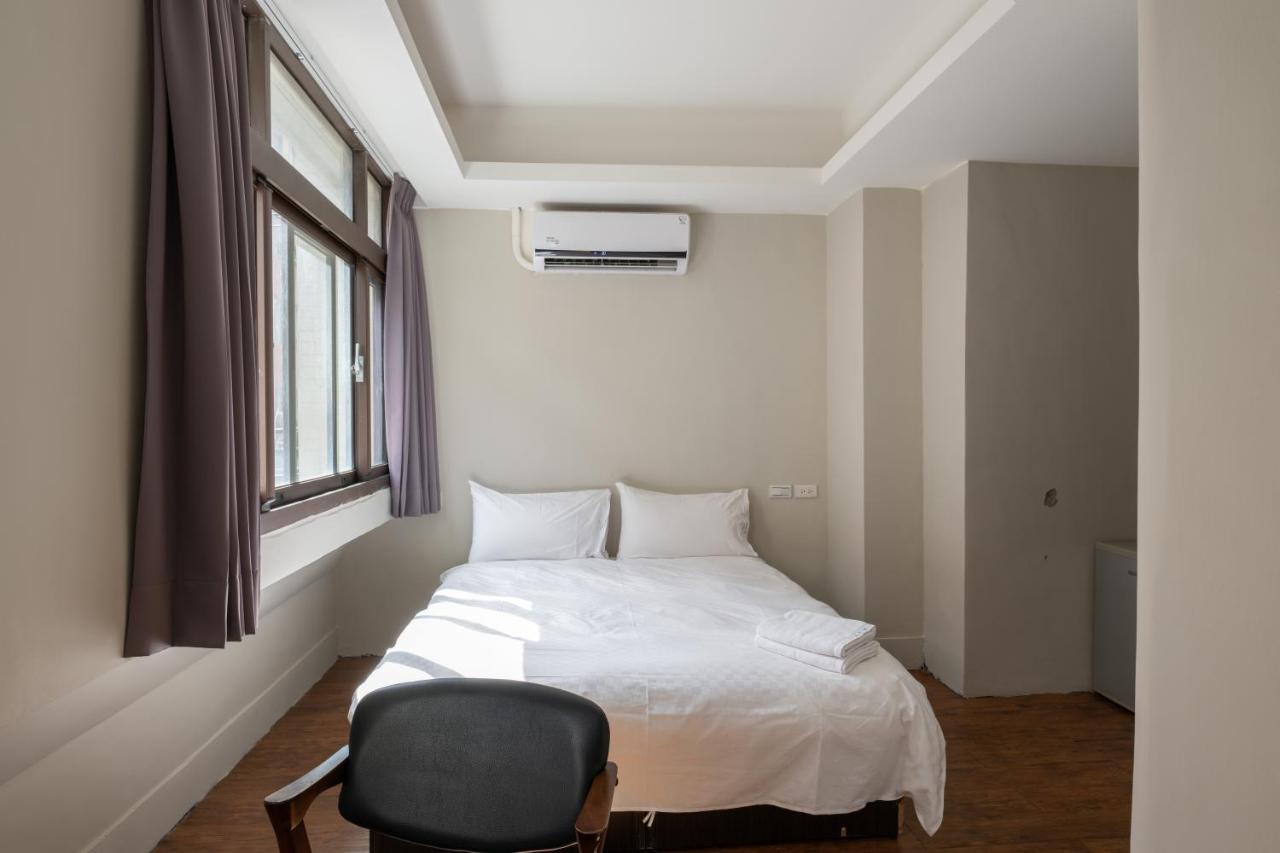 藍寓市區民宿-自助式入住 - B&B Hualien City