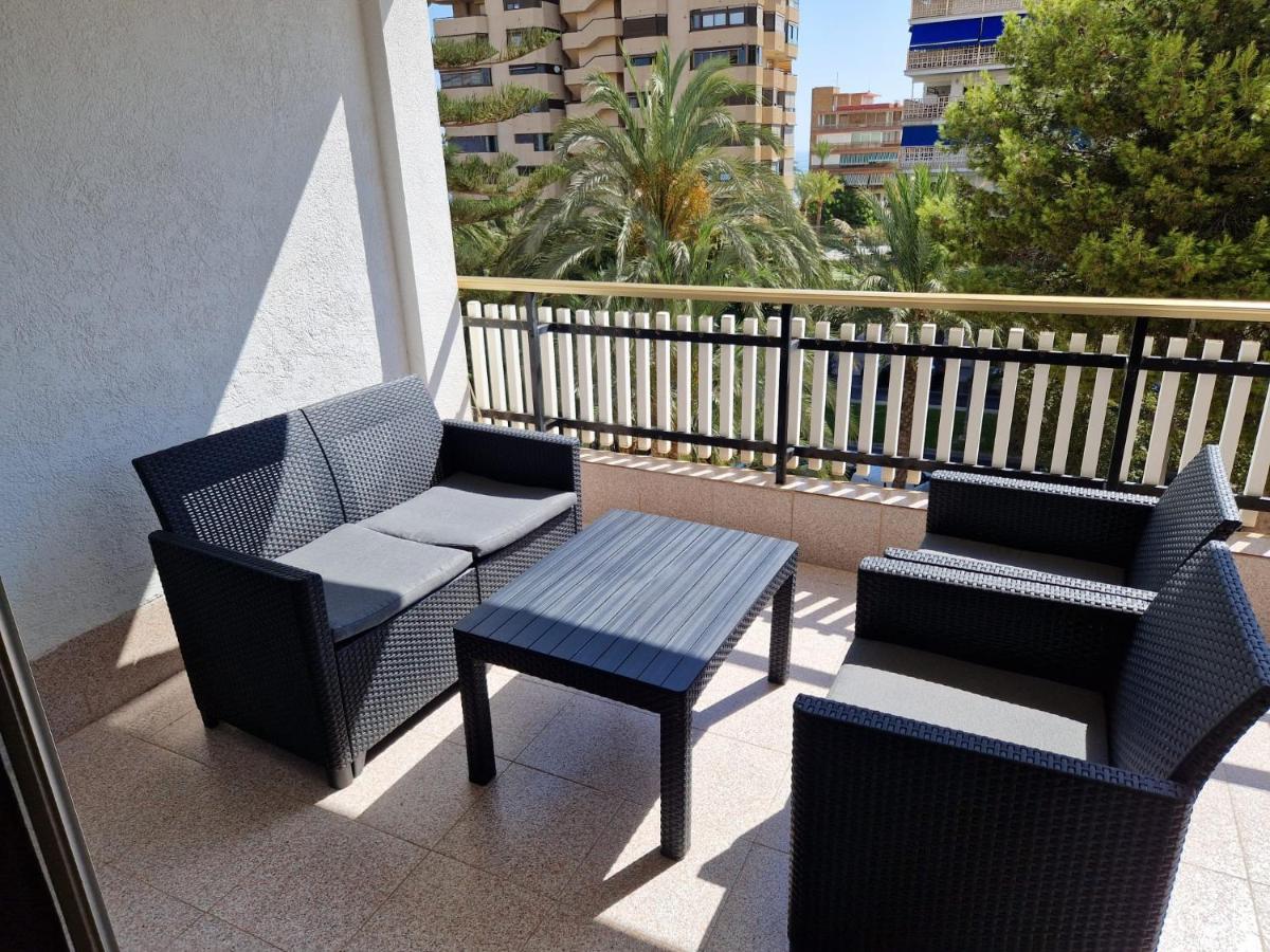 Luminoso apartamento reformado con gran terraza a 2 mins a pie de la playa de San Juan - B&B