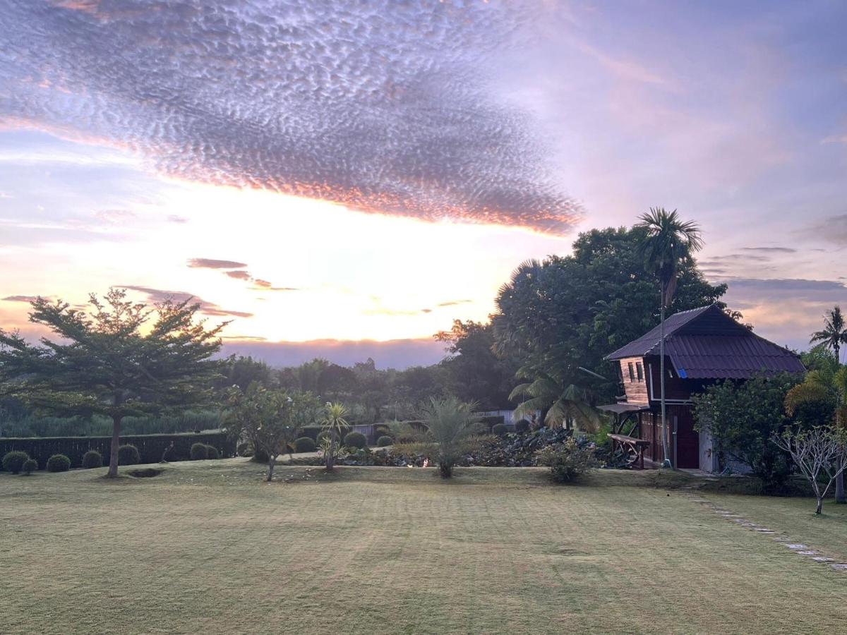 Natura Ravee Greenstay เนเชอร่า ระวี กรีนสเตย์ - Bed and Breakfast Ban Nong Khong