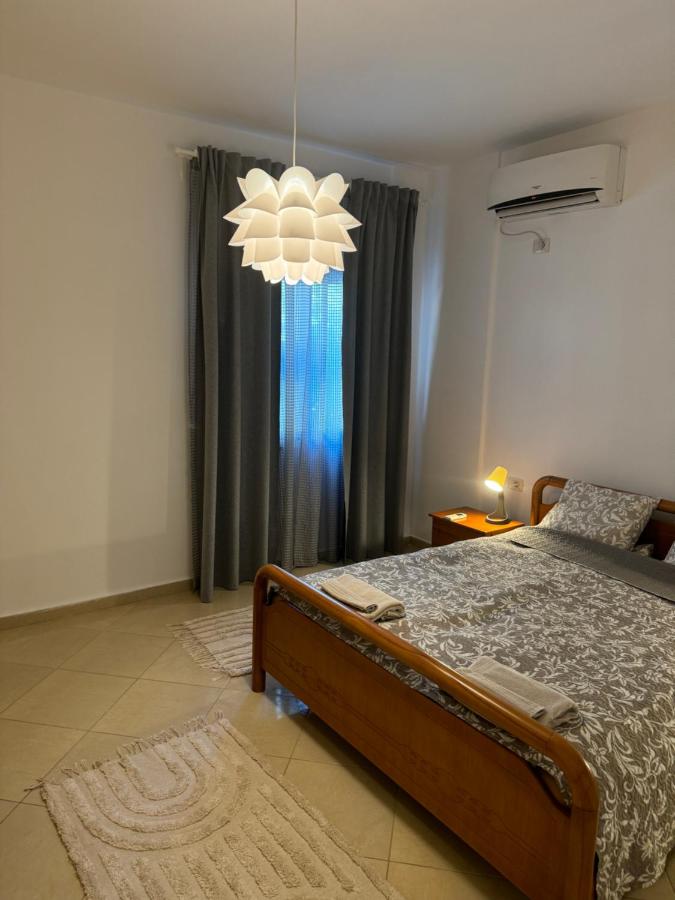 One-Bedroom Apartment with Sea View