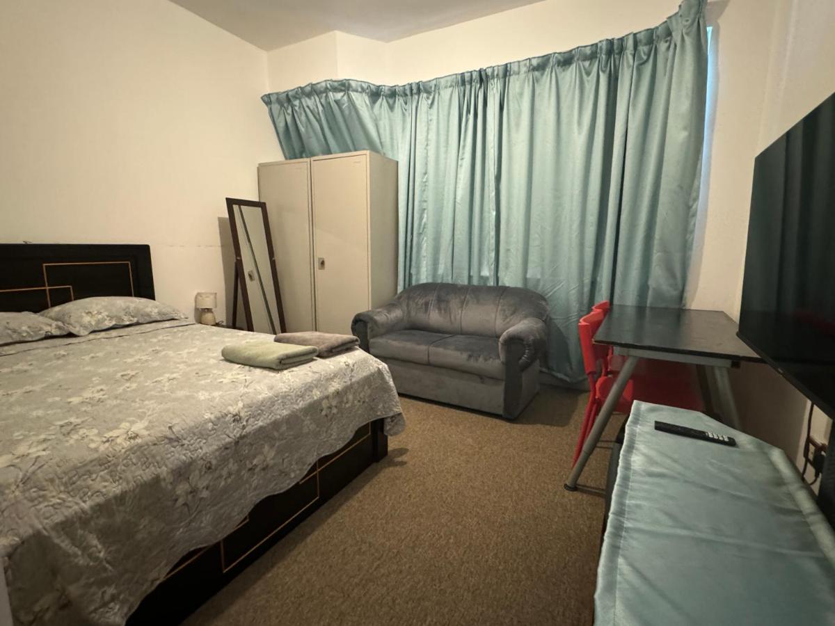 Double Room with Shared Bathroom - No Parking Space - B&B