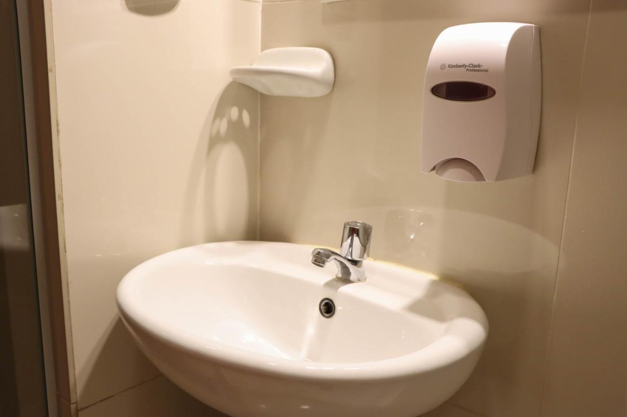 Doppel-/Zweibettzimmer mit eigenem Bad