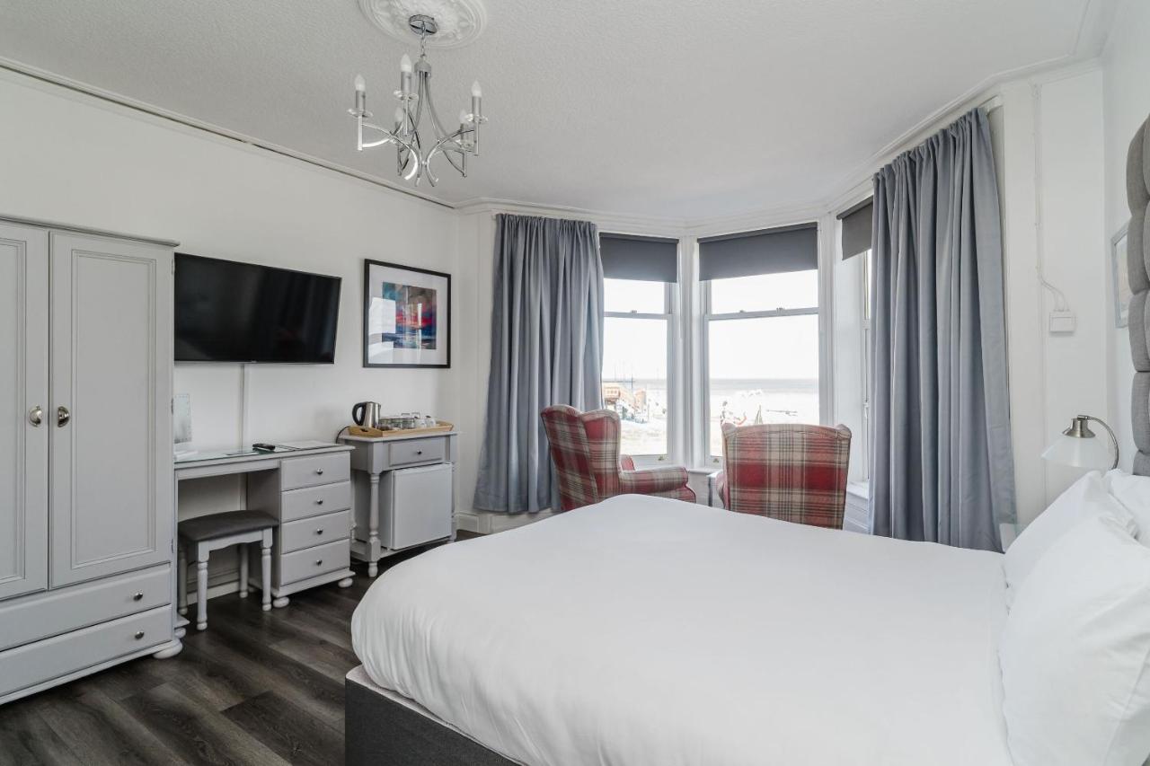 King Suite with Sea View