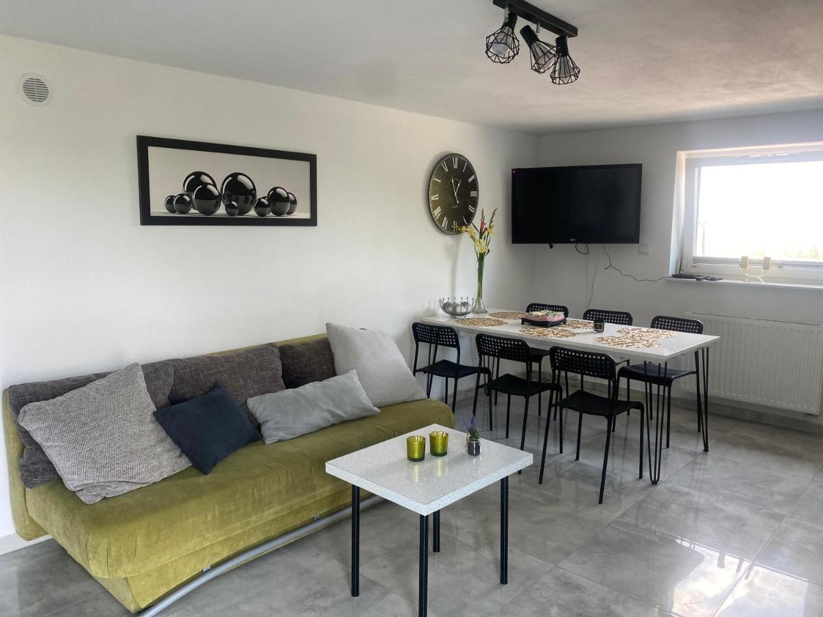 Appartamento con 2 Camere da Letto