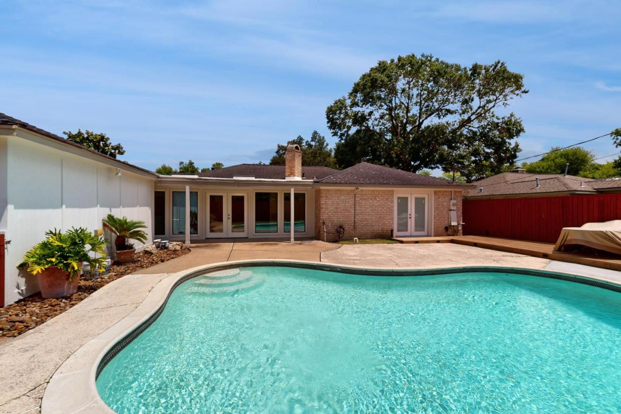 Chinatown Oasis - B&B Houston