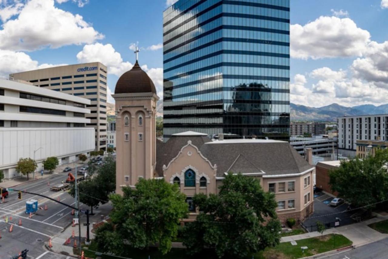 Prime location - downtown SLC apt - ALL NEW - B&B