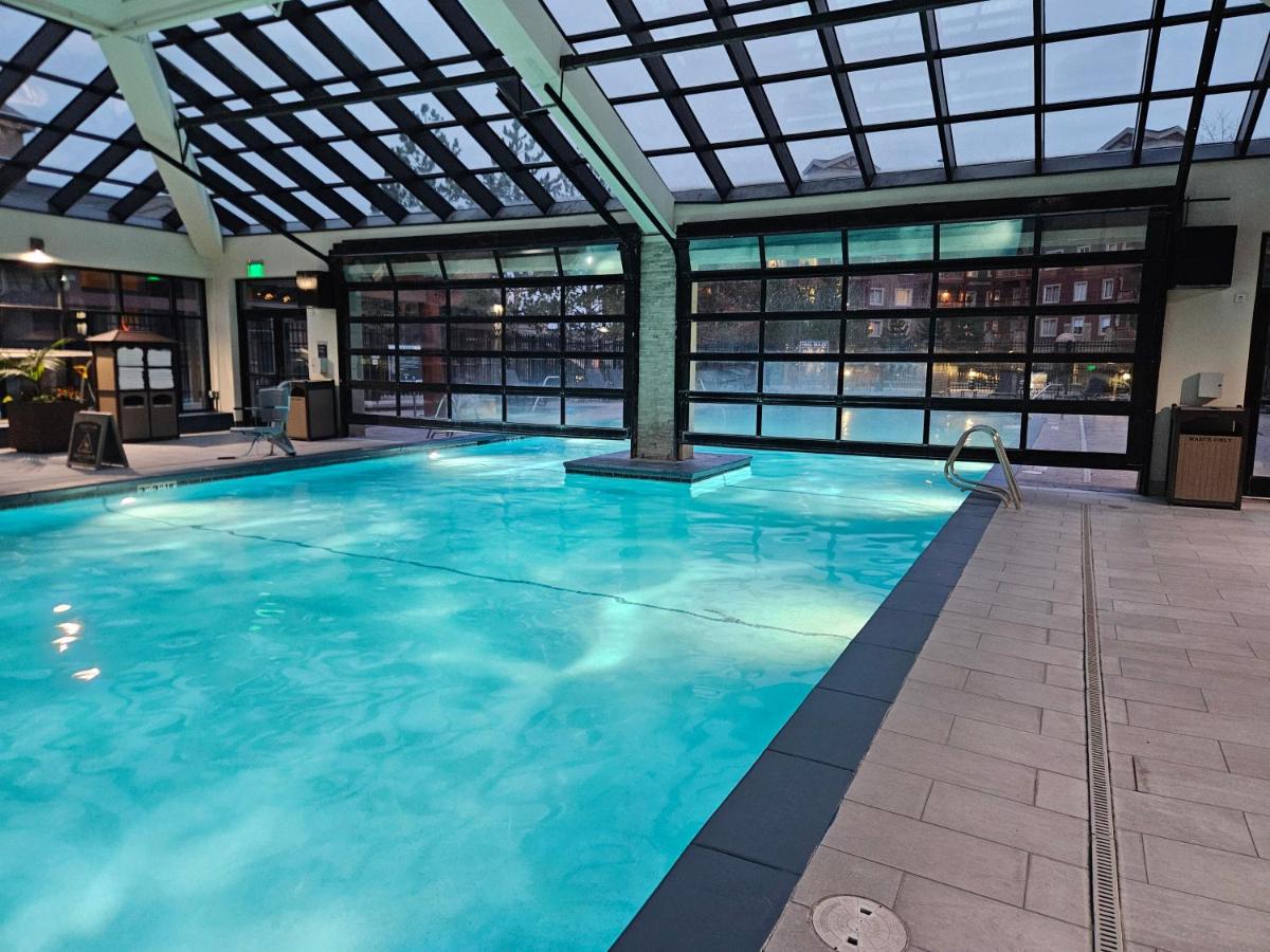 Ski-in-out, Canyons, Westgate, King, Breakfast, HT - B&B