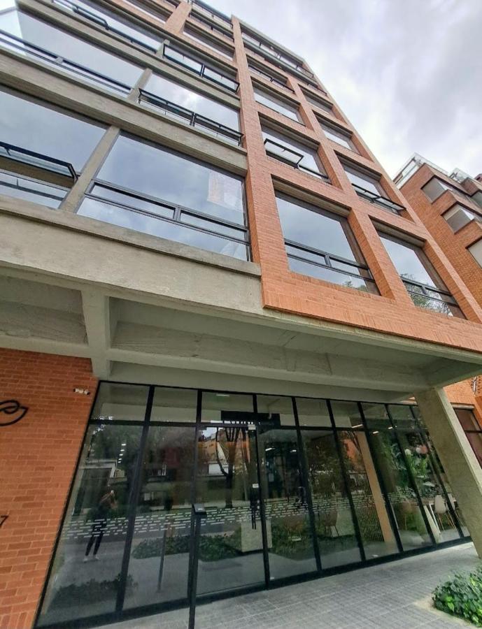Lindo apartaestudio cerca al parque de la 93 - B&B Bogotá