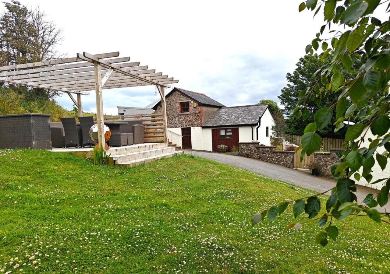 Otter Cottage at West Ashridge - B&B