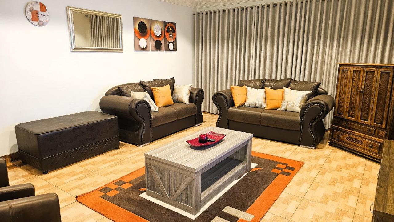 Grey Oak Holiday House