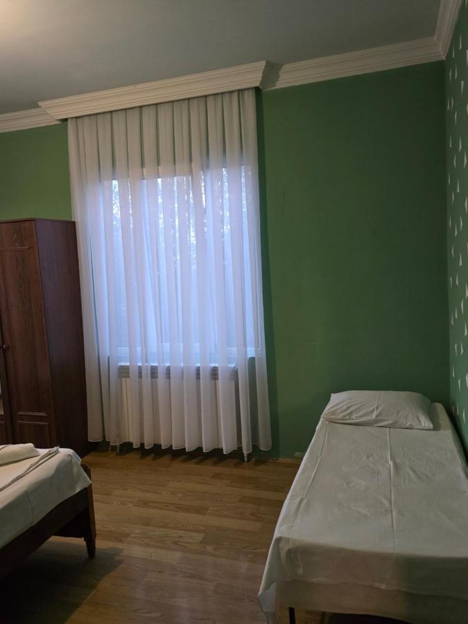 Camera Doppia con Letti Singoli con Balcone