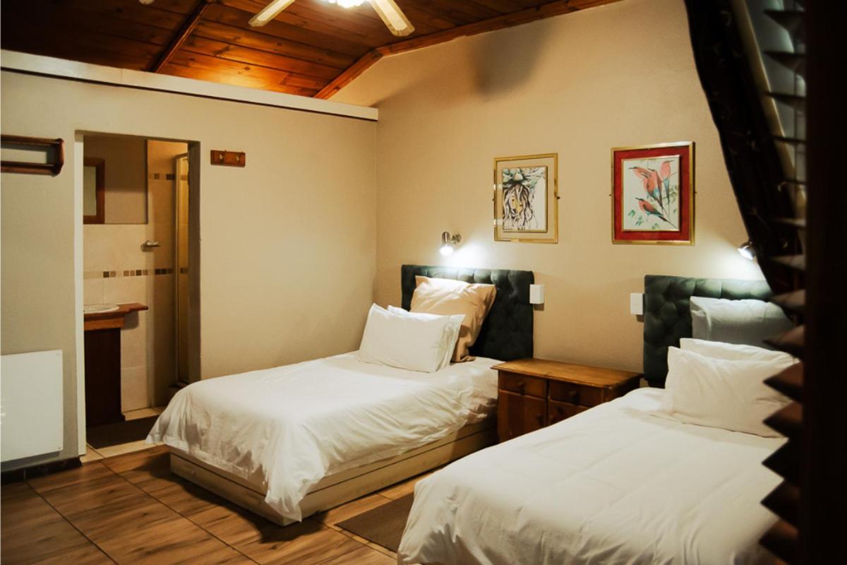Zweibettzimmer mit eigenem Bad