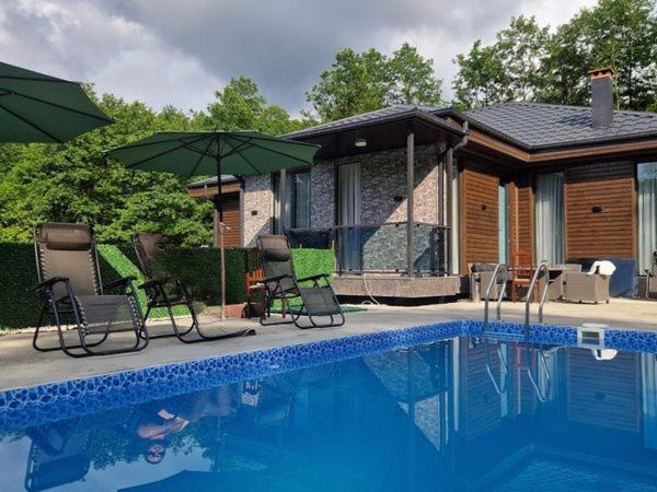 Villa-Riverside - B&B