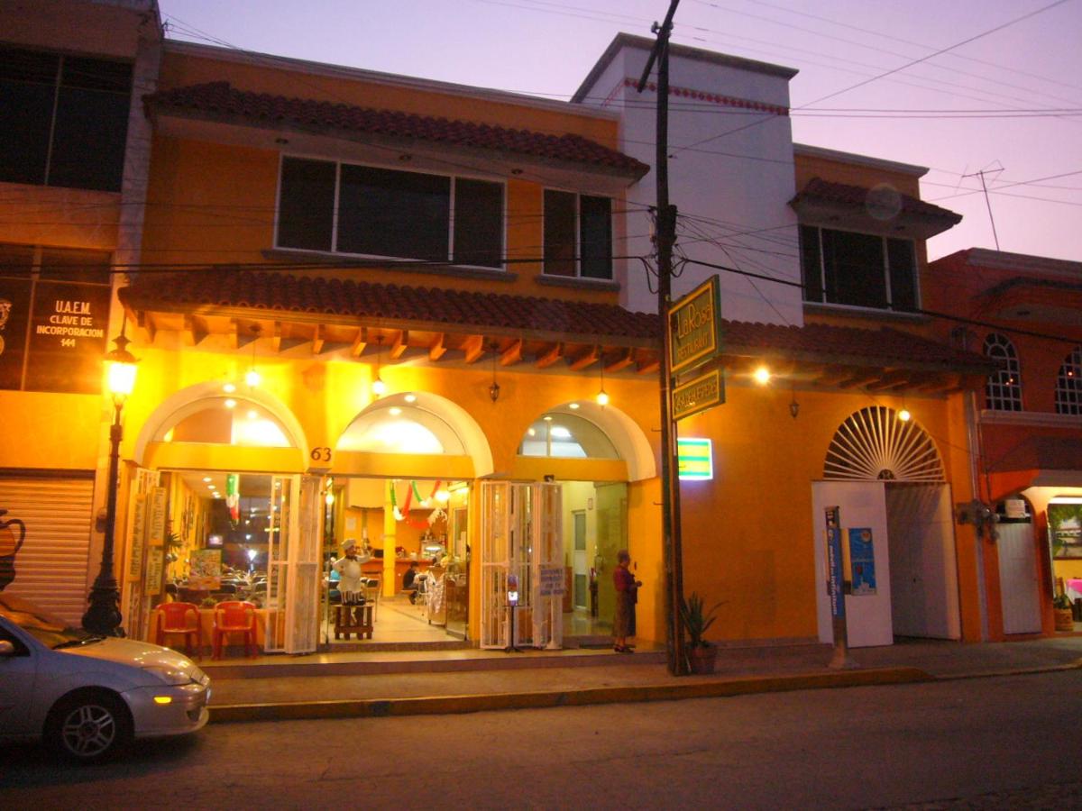Casa de Huéspedes La Rosa - Bed and Breakfast