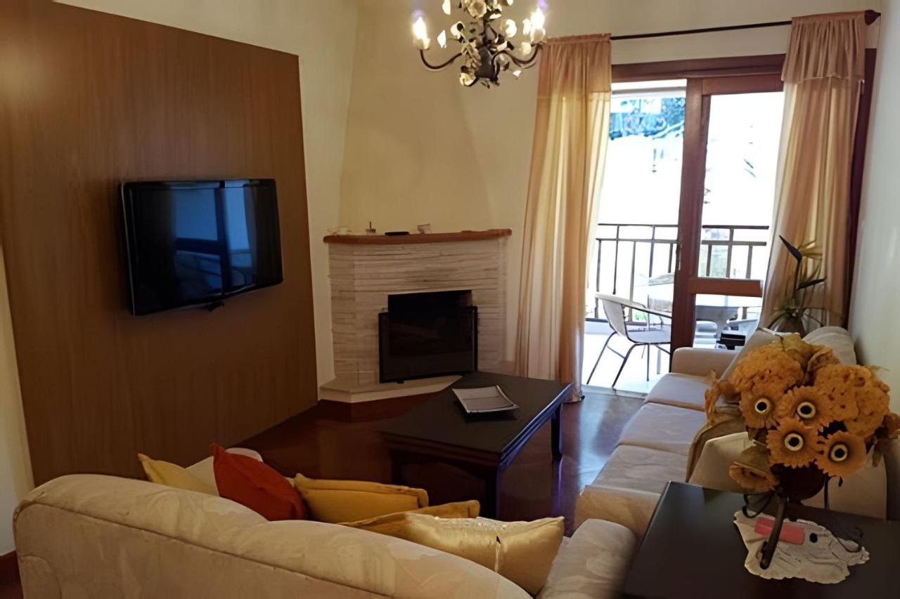 Three-Bedroom Apartment with Balcony