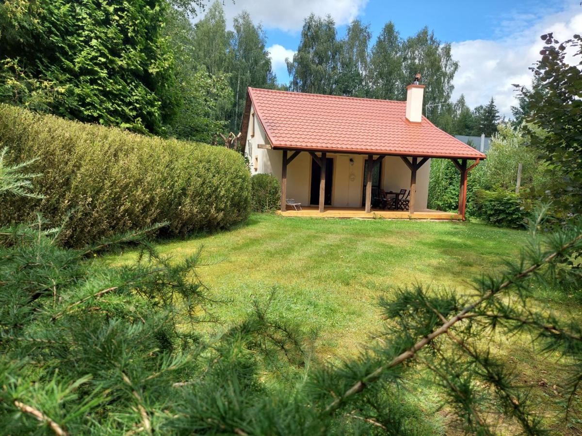 Domek nad jeziorem, łódka, kajak - Chambres d’hôtes Zalewo