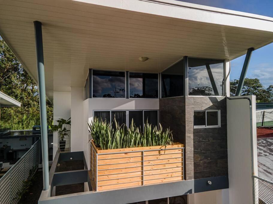 Calla House Arenal,Central location,Fully Equipped - B&B