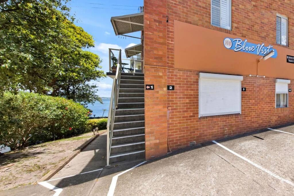 Beach Adjacent Apartment - Bluevista - Bed and Breakfast Nelson Bay