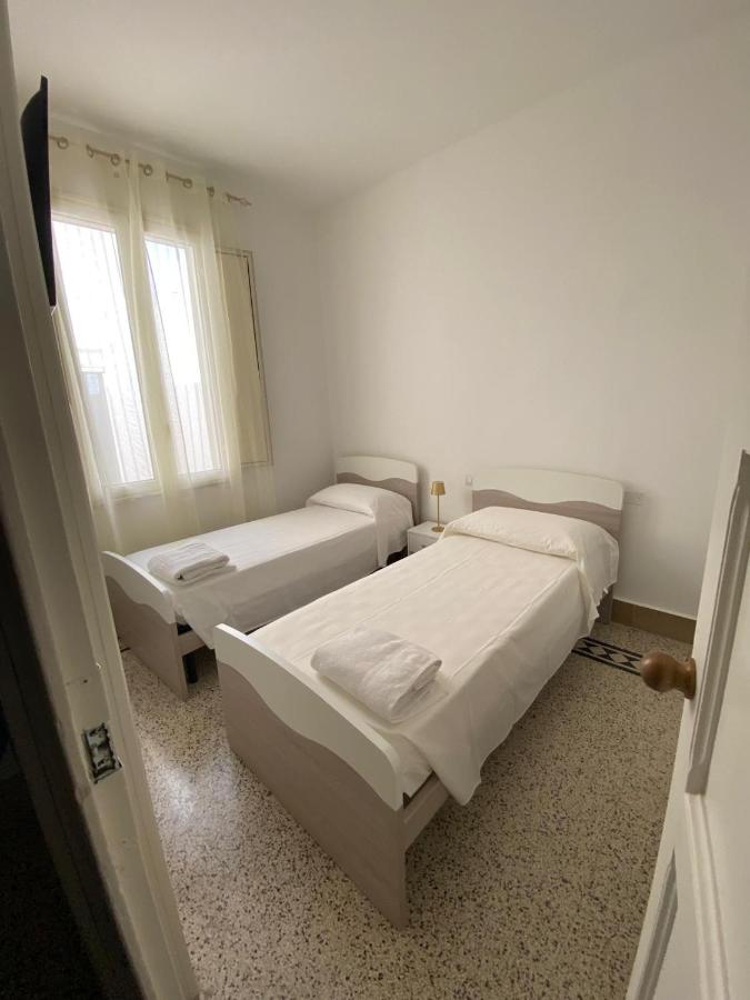 Double or Twin Room with Private Bathroom