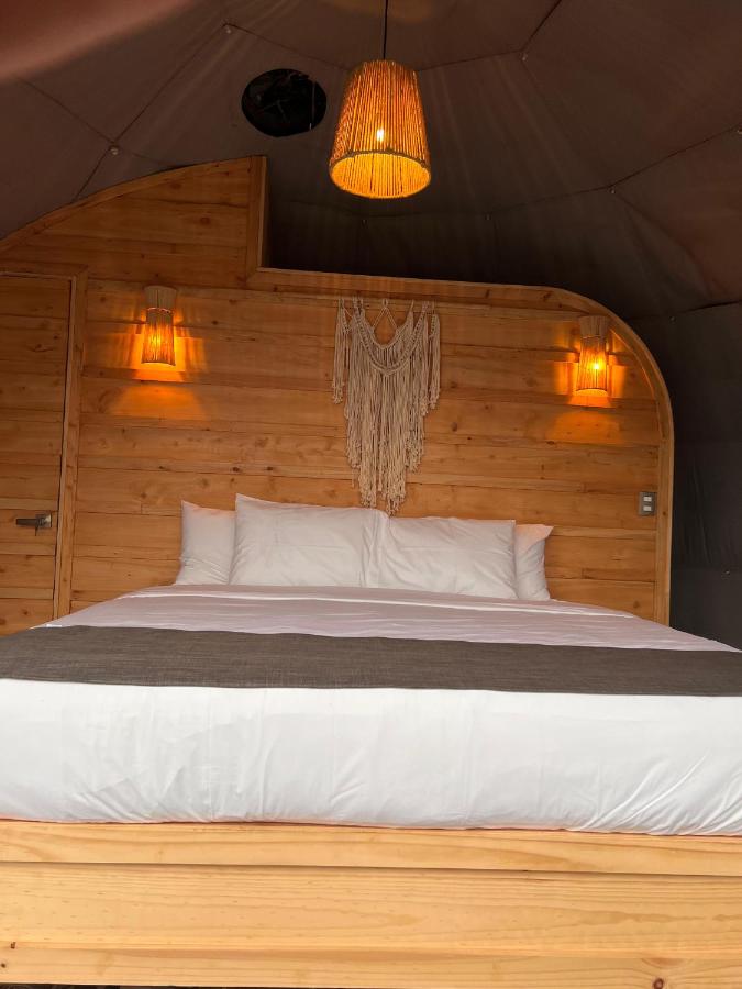 Glamping Deluxe