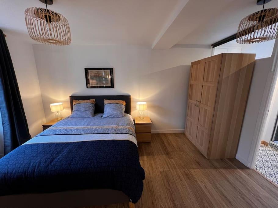 Maison pour 10 personnes max en plein centre de Ste Mère Eglise - B&B Sainte-Mère-Église