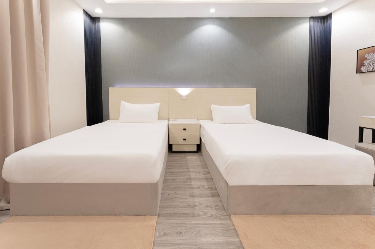 Two-Bedroom Deluxe Apartment with Balcony