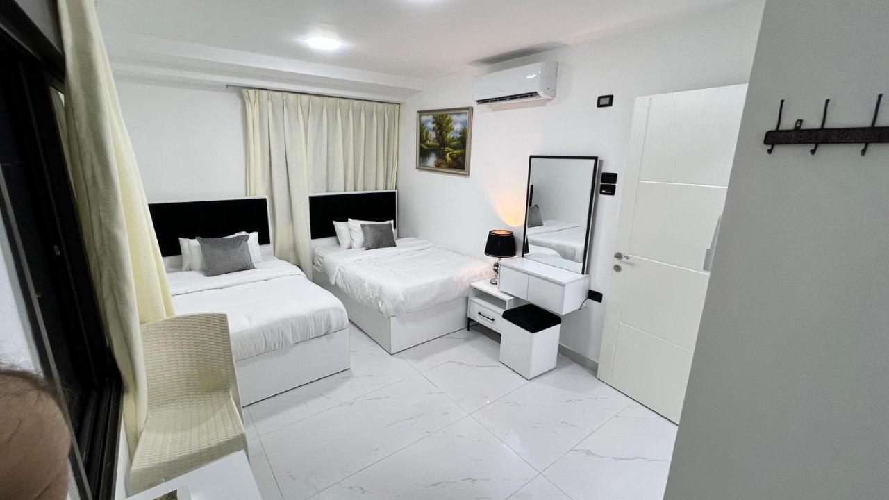 شقة روف بعرفتين اطلالة ساحرة عمو سامي 21 - B&B