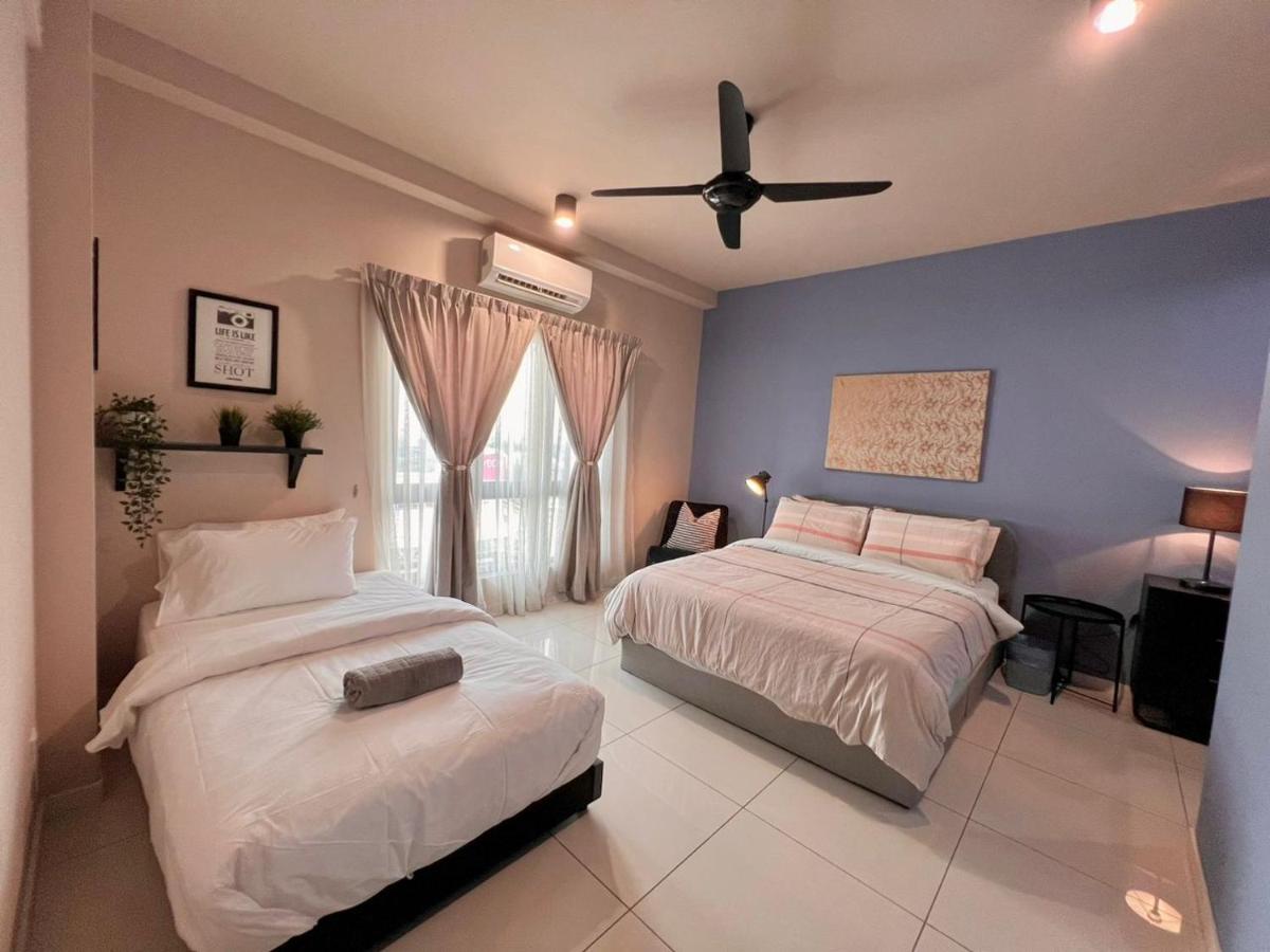 One-Bedroom Deluxe Apartment
