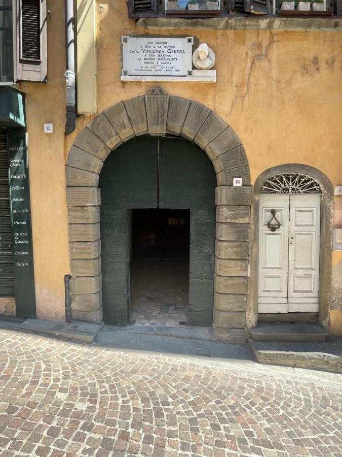 Santa Vincenza - Suite Indipendente - B&B Lovere