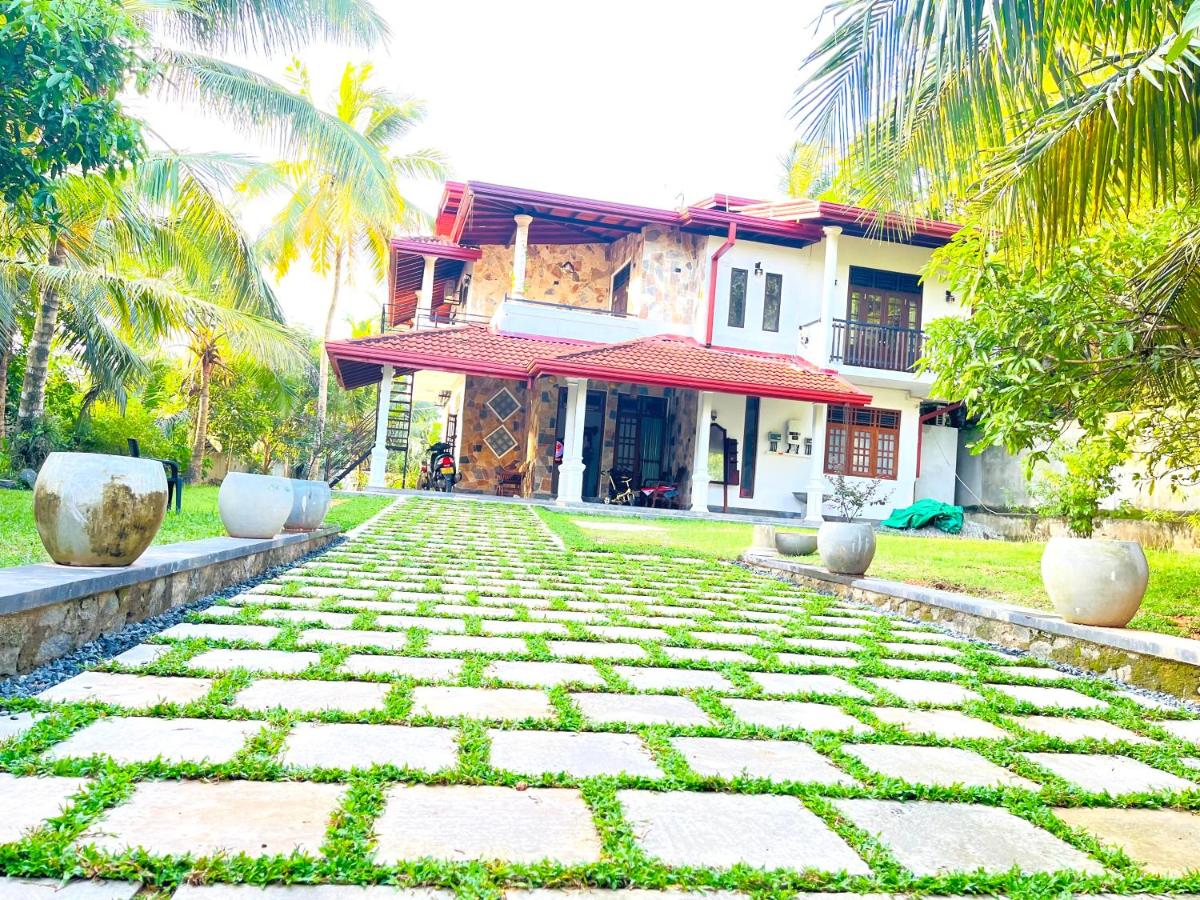 Iconic Villa - Ferienwohnung